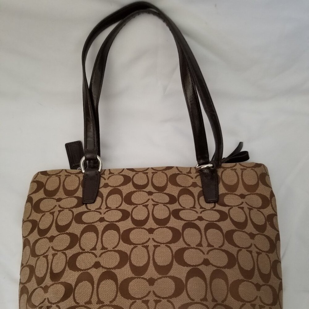 Authentic Coach Brown Signature Jacquard ShoulderBag Purse - Picture 2 of 8